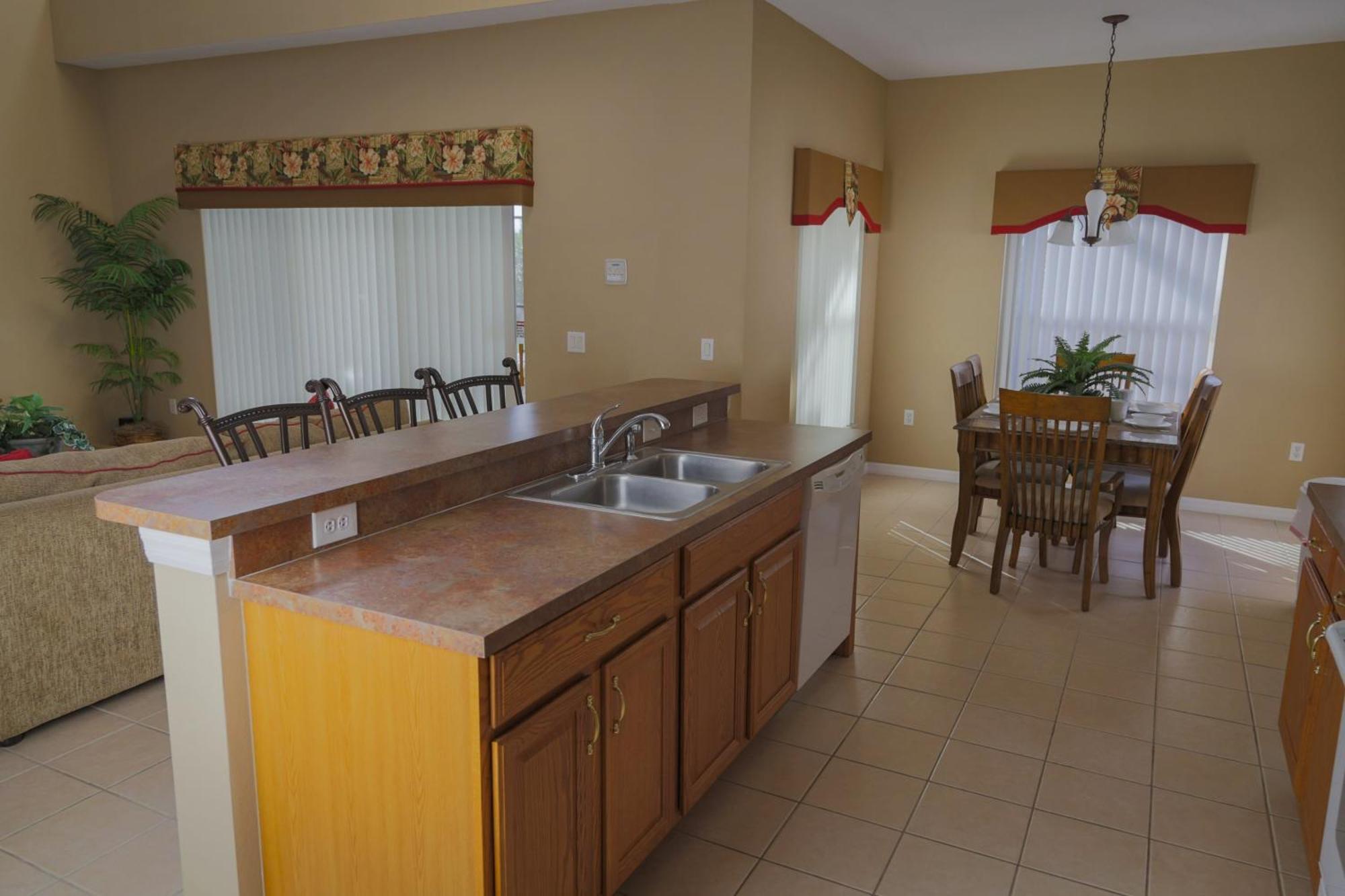 5 Bedroom Highgate Park Villa Davenport Bagian luar foto